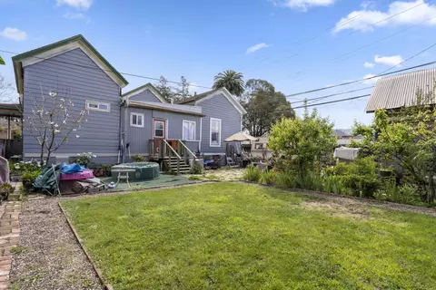 Exterior - 165 Martin St, Gilroy, CA 95020 photo 5 of 7