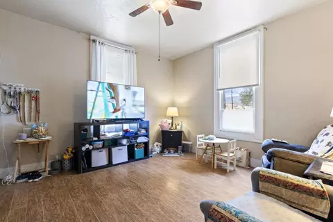 Living - 165 Martin St, Gilroy, CA 95020 photo 3 of 3