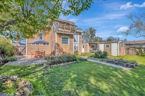 2434 Harper St, Santa Cruz, CA 95062