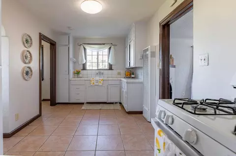 1015 Connely St, Salinas, CA 93905 photo 7