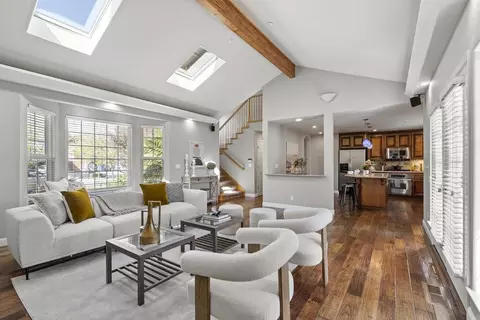 Living - 737 Paradiso Ct, Soquel, CA 95073 photo 4 of 8