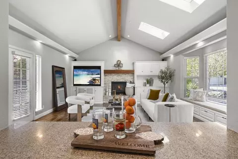 Living - 737 Paradiso Ct, Soquel, CA 95073 photo 8 of 8