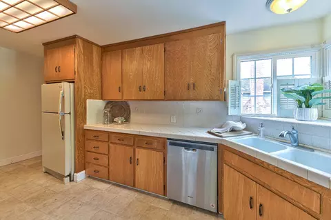 85 San Clemente Ave, Salinas, CA 93901 photo 8