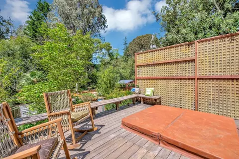Exterior - 445 Los Altos Dr, Aptos, CA 95003 photo 6 of 11