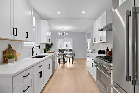 Kitchen - 706 25th Ave, San Francisco, CA 94121 photo 3 of 4
