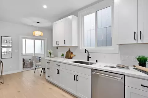 Kitchen - 706 25th Ave, San Francisco, CA 94121 photo 2 of 4
