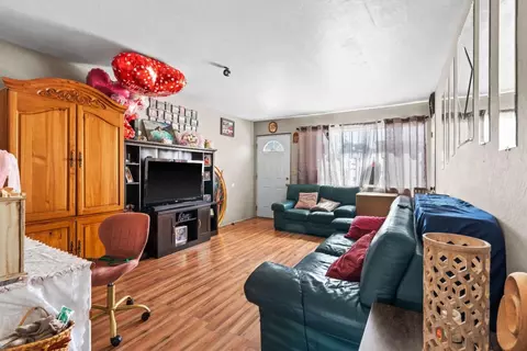 Living - 562 Simon St, Hayward, CA 94541 photo 5 of 5