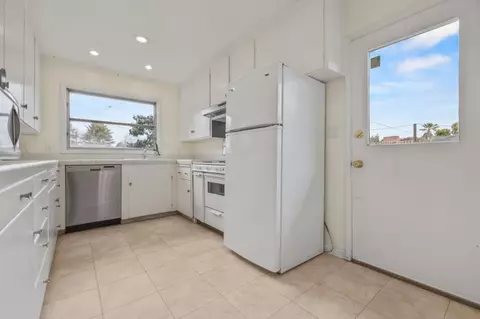 56 San Pedro St, Salinas, CA 93901 photo 3