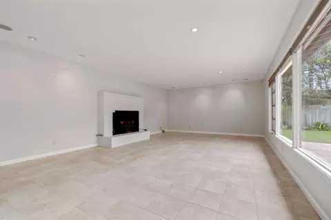 56 San Pedro St, Salinas, CA 93901 photo 4