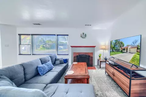 Living - 1248 Grinnell St, Modesto, CA 95350 photo 1 of 1