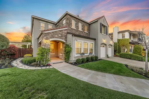 250 Silk Hill Ct, San Ramon, CA 94582