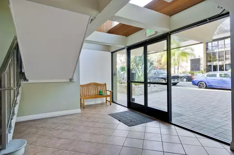 1033 Crestview Dr 111, Mountain View, CA 94040 photo 39