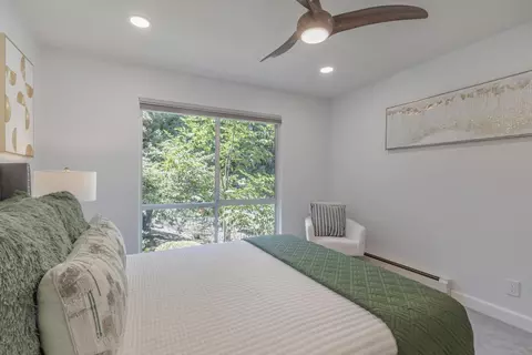 1033 Crestview Dr 111, Mountain View, CA 94040 photo 16