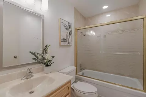 1033 Crestview Dr 111, Mountain View, CA 94040 photo 24