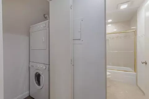 1033 Crestview Dr 111, Mountain View, CA 94040 photo 25