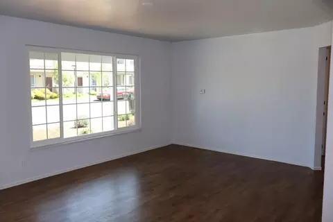 53 Atkinson Ln, Watsonville, CA 95076 photo 4