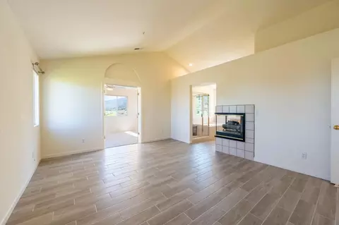 25341 Jasmine Ct, Salinas, CA 93908 photo 16