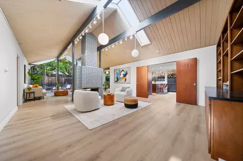 Dining - 944 Trophy Dr, Mountain View, CA 94040 photo 2 of 4