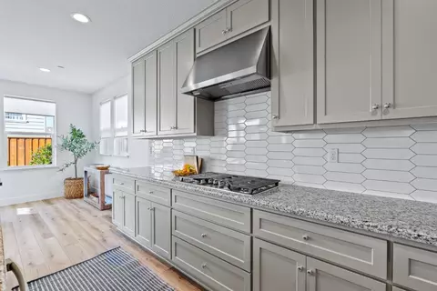 Kitchen - 279 Skyview Dr, Marina, CA 93933 photo 5 of 5