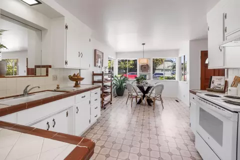 Kitchen - 807 Rosedale Ave, Capitola, CA 95010 photo 2 of 2