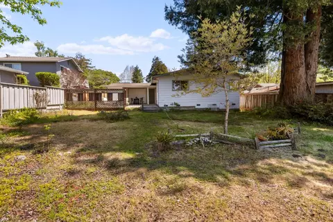 Exterior - 807 Rosedale Ave, Capitola, CA 95010 photo 11 of 15