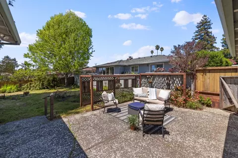 Exterior - 807 Rosedale Ave, Capitola, CA 95010 photo 12 of 15