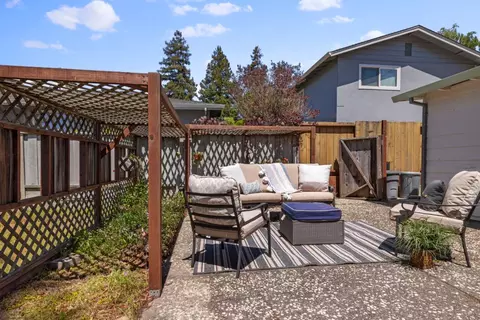 Exterior - 807 Rosedale Ave, Capitola, CA 95010 photo 14 of 15