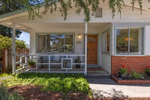 Exterior - 807 Rosedale Ave, Capitola, CA 95010 photo 3 of 15
