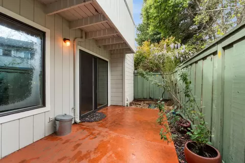 Exterior - 2742 Hampton Ln, Santa Cruz, CA 95065 photo 8 of 9