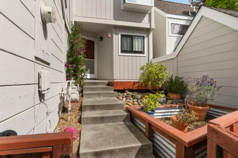 Exterior - 2742 Hampton Ln, Santa Cruz, CA 95065 photo 2 of 9
