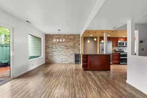 Living - 2742 Hampton Ln, Santa Cruz, CA 95065 photo 3 of 4