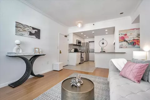 201 Harrison St 813, San Francisco, CA 94105