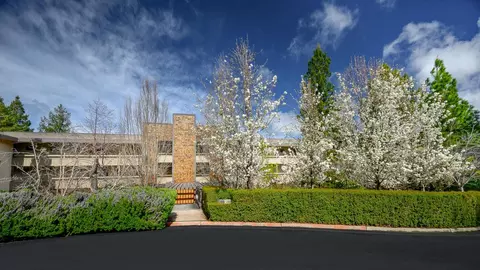 1280 Sharon Park Dr 39, Menlo Park, CA 94025