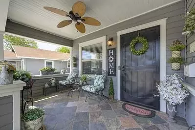 569 W 10th St, Tracy, CA 95376 photo 3