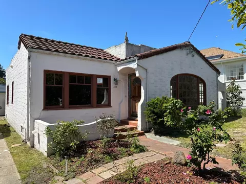 325 Van Ness Ave, Santa Cruz, CA 95060