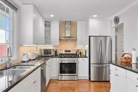 936 Crespi Dr, Pacifica, CA 94044 photo 9