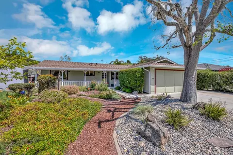 2035 Sequoia Dr, Santa Cruz, CA 95065