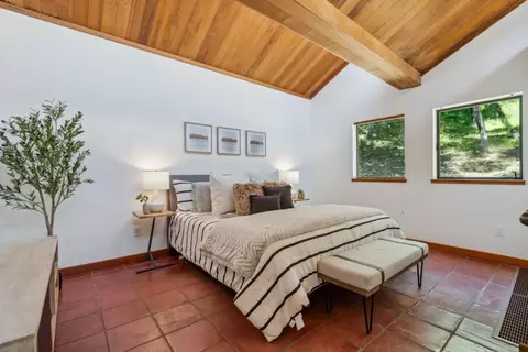 Bedroom - 620 Twin Ln, Soquel, CA 95073 photo 3 of 4
