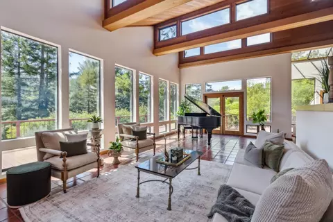 Living - 620 Twin Ln, Soquel, CA 95073 photo 3 of 6