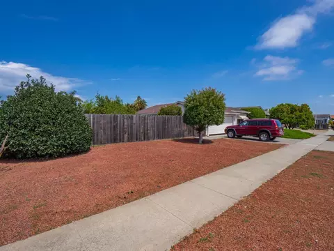 Exterior - 715 Bronte Ave, Watsonville, CA 95076 photo 17 of 20