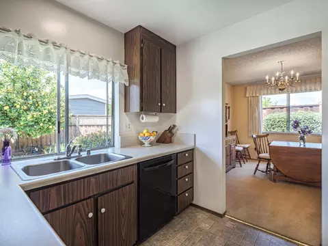 Kitchen - 715 Bronte Ave, Watsonville, CA 95076 photo 5 of 7