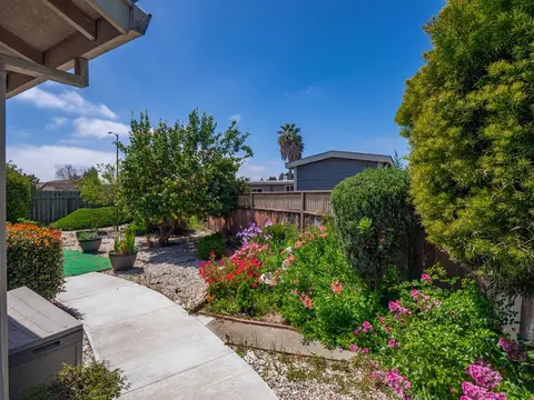 Exterior - 715 Bronte Ave, Watsonville, CA 95076 photo 4 of 20