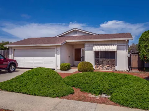 Exterior - 715 Bronte Ave, Watsonville, CA 95076 photo 2 of 20