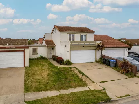 Exterior - 1523 Cherokee Dr, Salinas, CA 93906 photo 7 of 15