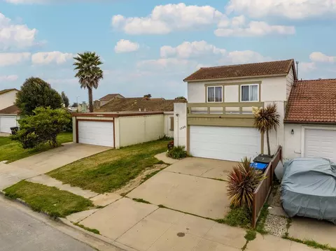 Exterior - 1523 Cherokee Dr, Salinas, CA 93906 photo 8 of 15