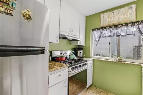 Kitchen - 1523 Cherokee Dr, Salinas, CA 93906 photo 1 of 2