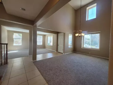 Living - 4082 St Remy Ct, Merced, CA 95348 photo 2 of 3