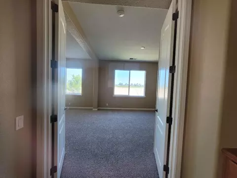 Entry Way - 4082 St Remy Ct, Merced, CA 95348 photo 3 of 4