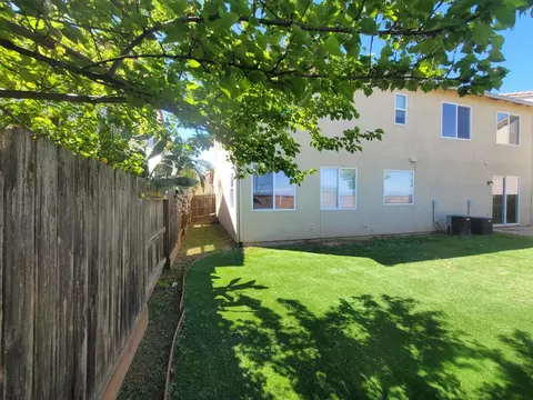 Exterior - 4082 St Remy Ct, Merced, CA 95348 photo 6 of 7