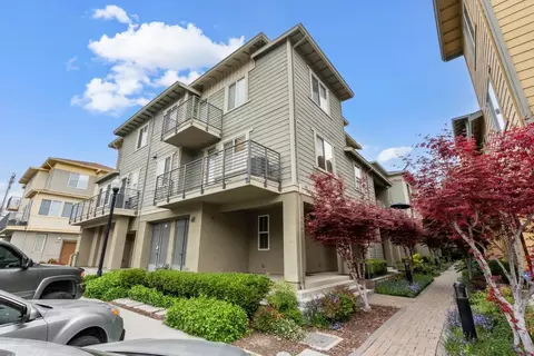 968 Sakura Dr, San Jose, CA 95112
